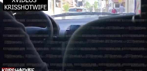 trendsKriss Hotwife Provocando o Motorista de Uber e Mostra Por Videochamada Com Corno o Uber pegando Nos Seus Peitoes